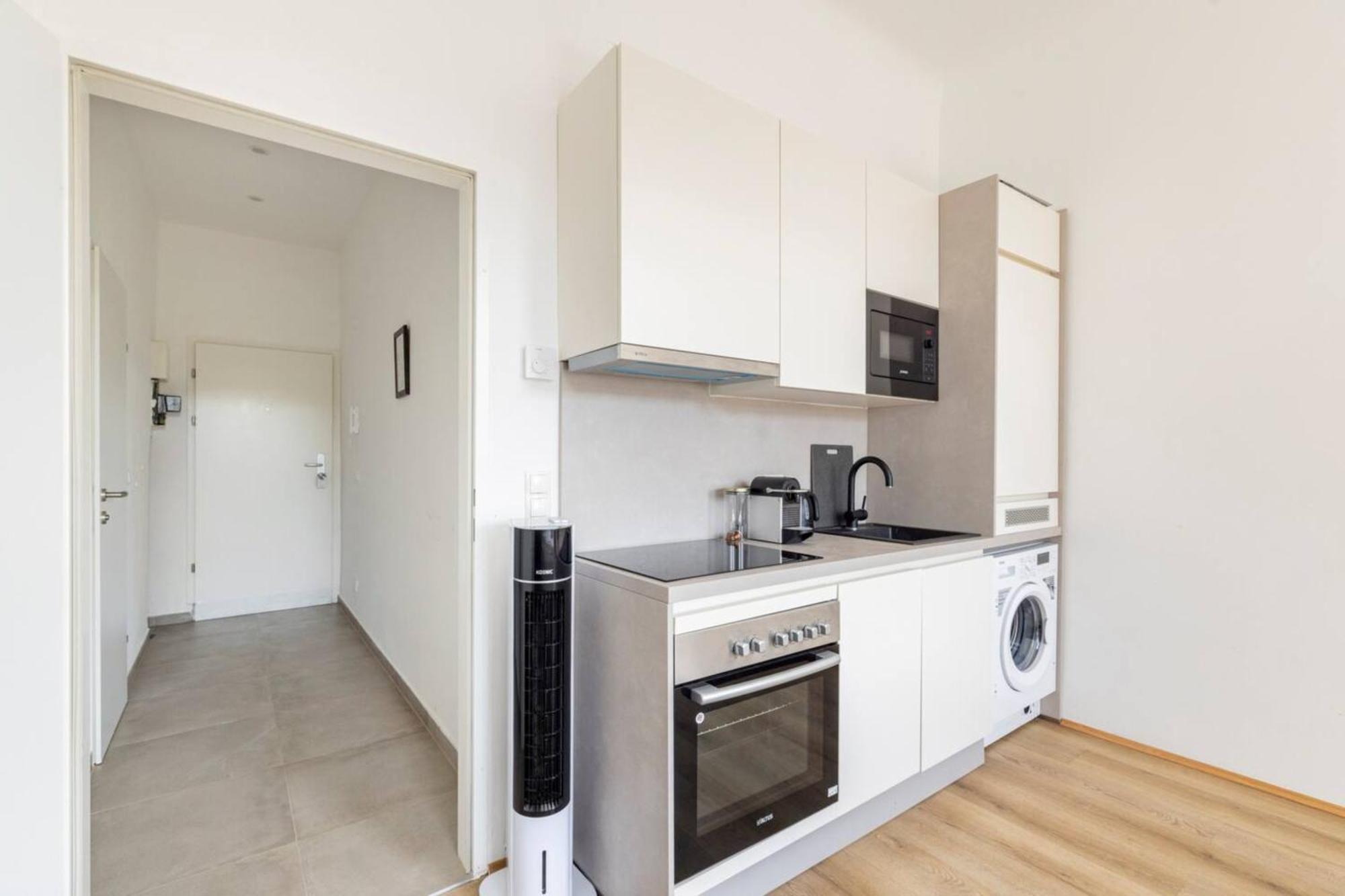 Apartment Near Schoenbrunn & Metro Viyana Dış mekan fotoğraf